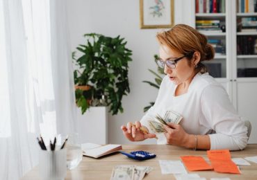 How does inflation affect a business.
